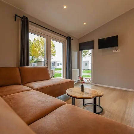 Ferienhaus Riant 60 I 6-persoons In Zennewijnen
